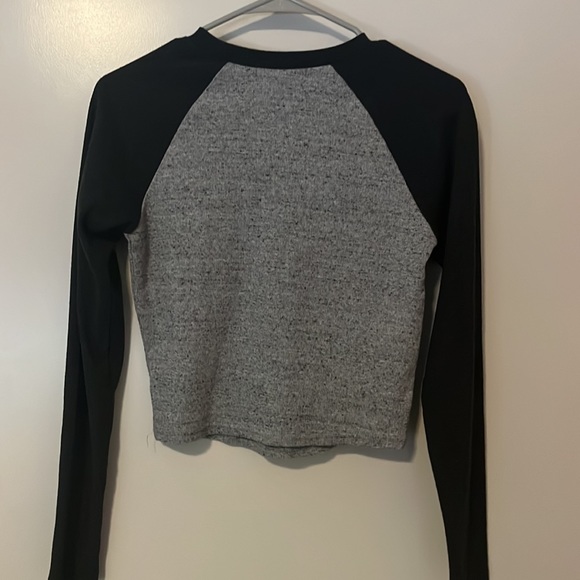 Long sleeve raglan - Picture 2 of 2